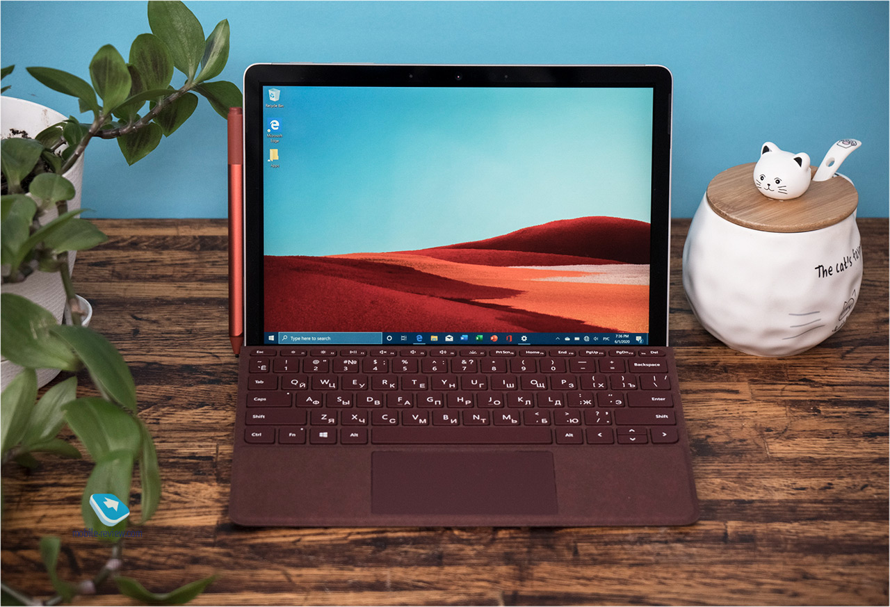  Microsoft Surface Go 2 -     iPad