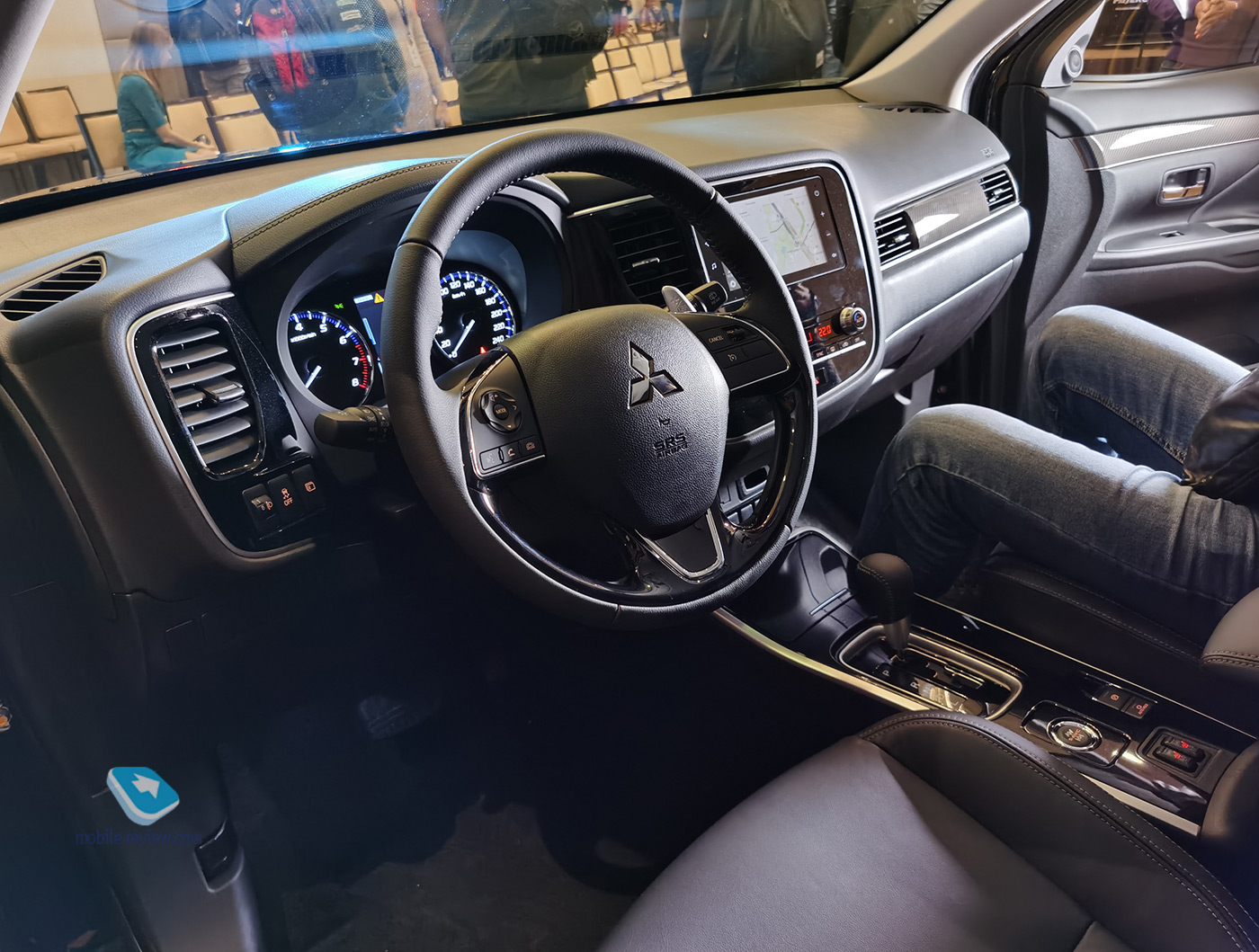 Mitsubishi   