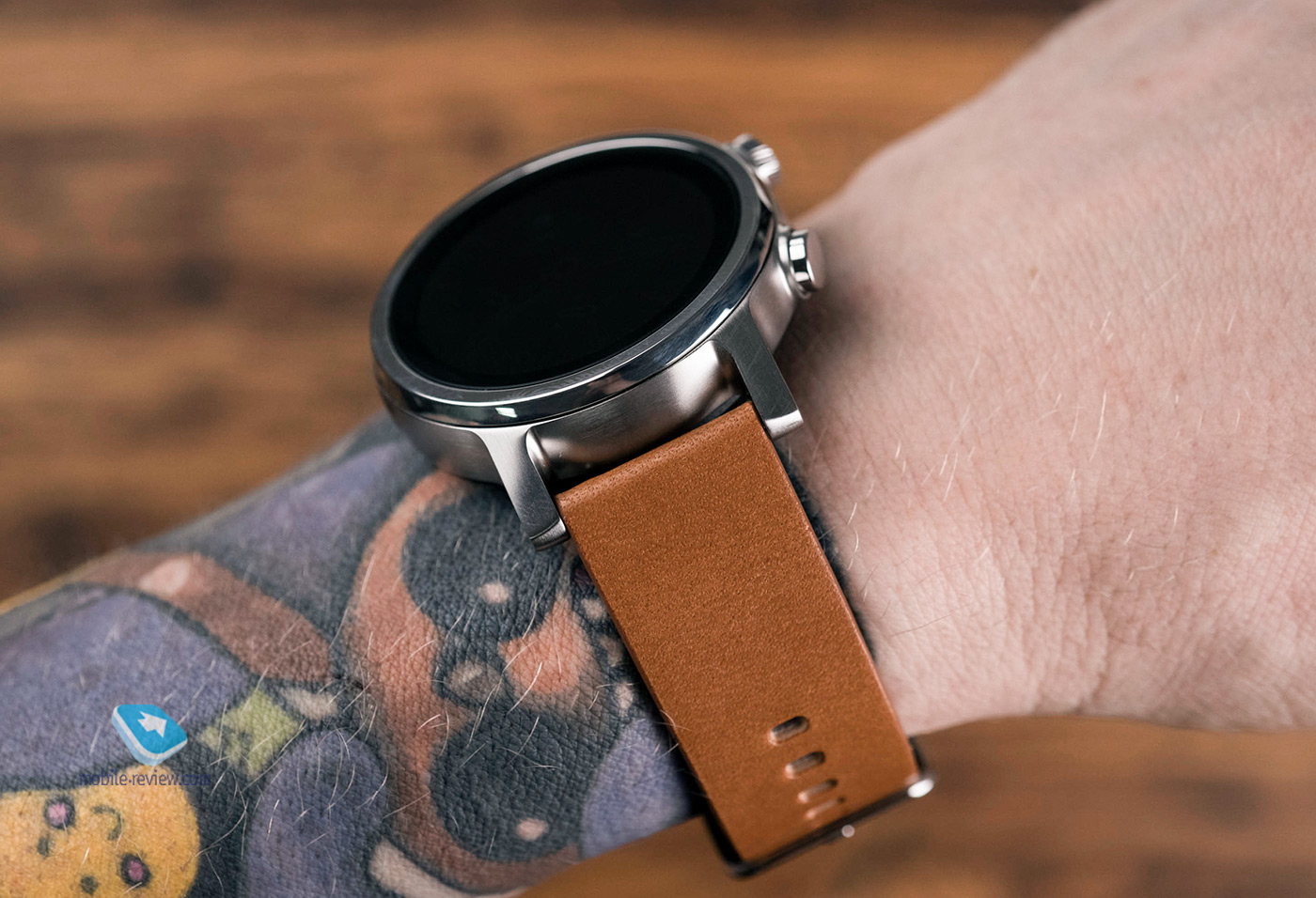    Moto 360 v3 (2020)