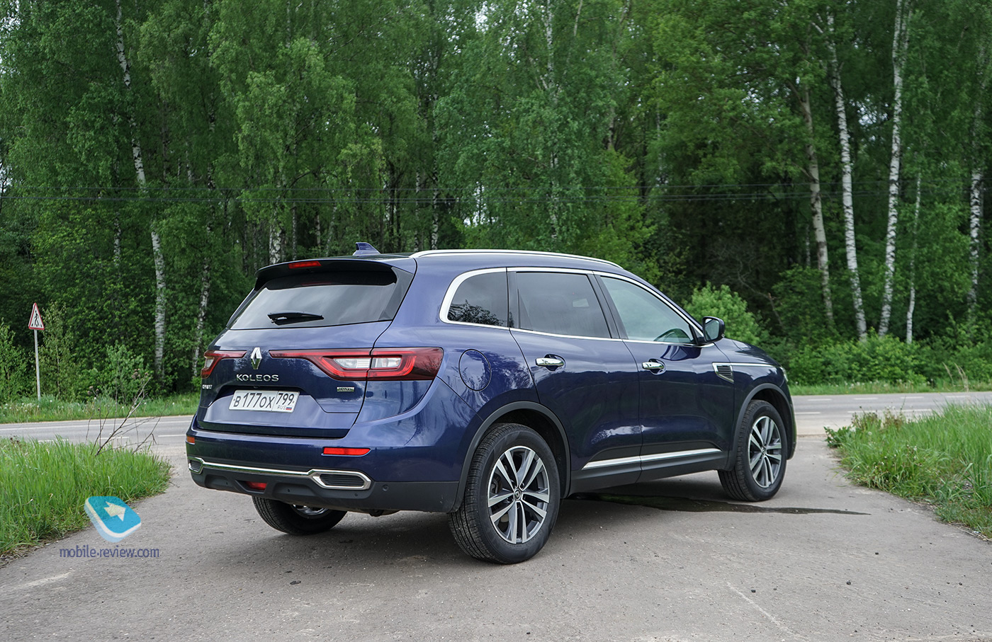  Renault Koleos.  