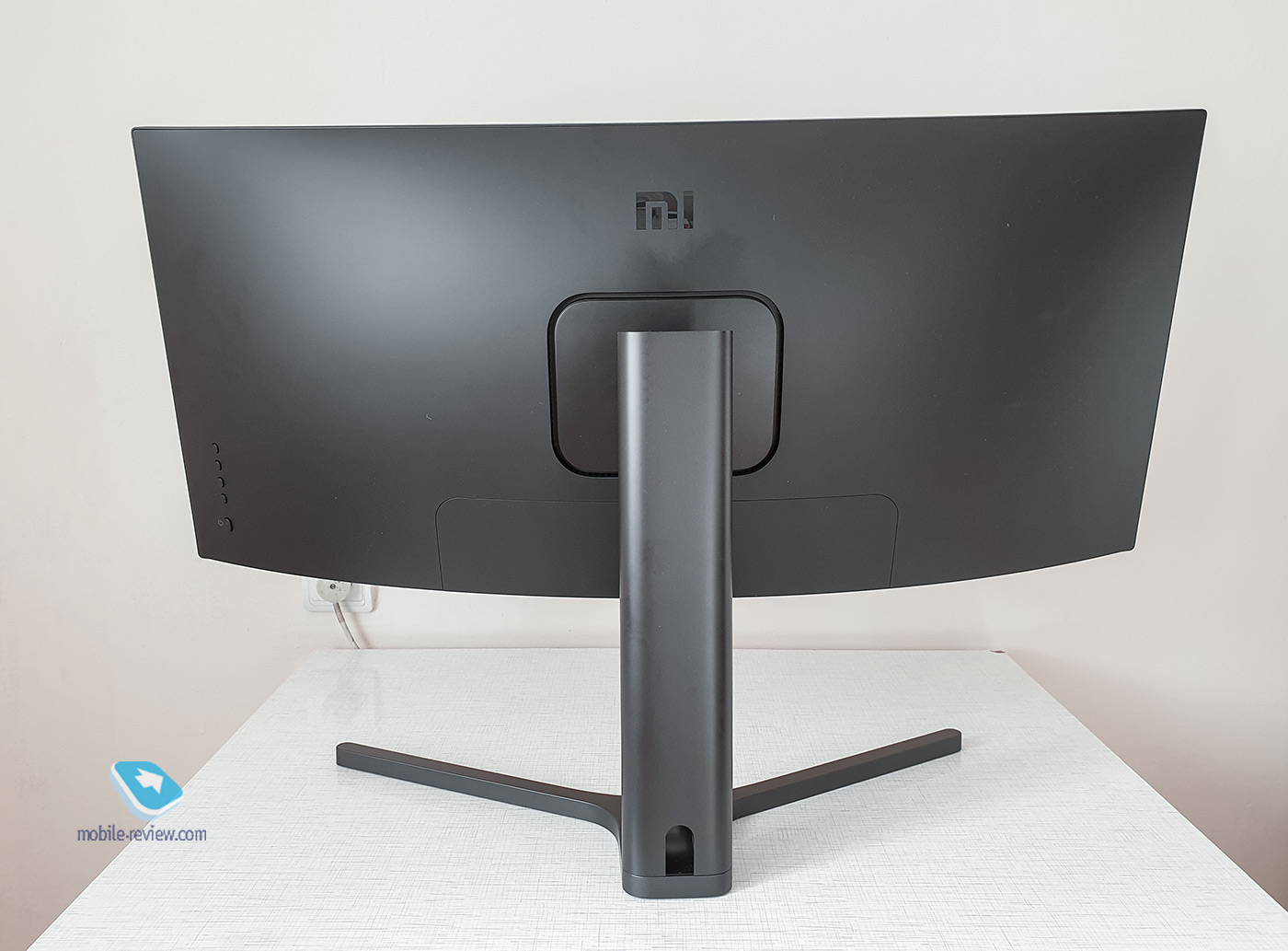 Всё, что нужно знать про Xiaomi Mi Curved 34 Gaming Monitor