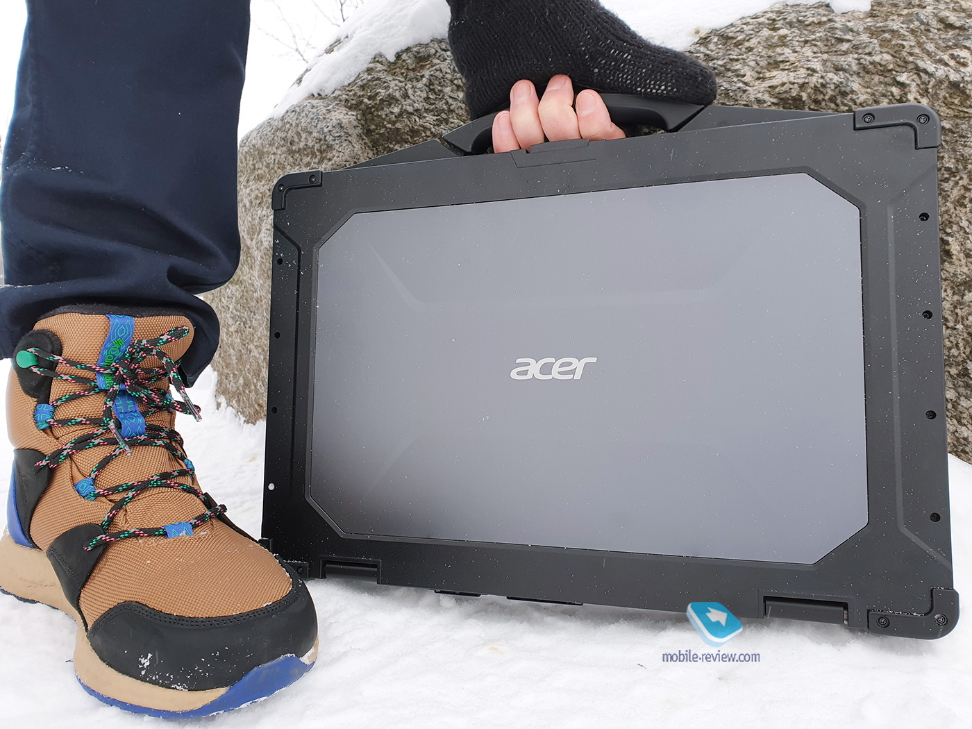   Acer ENDURO N7:   