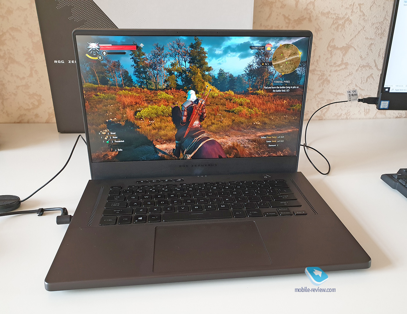 Asus Rog Zephyrus G15:  Nvidia + AMD  