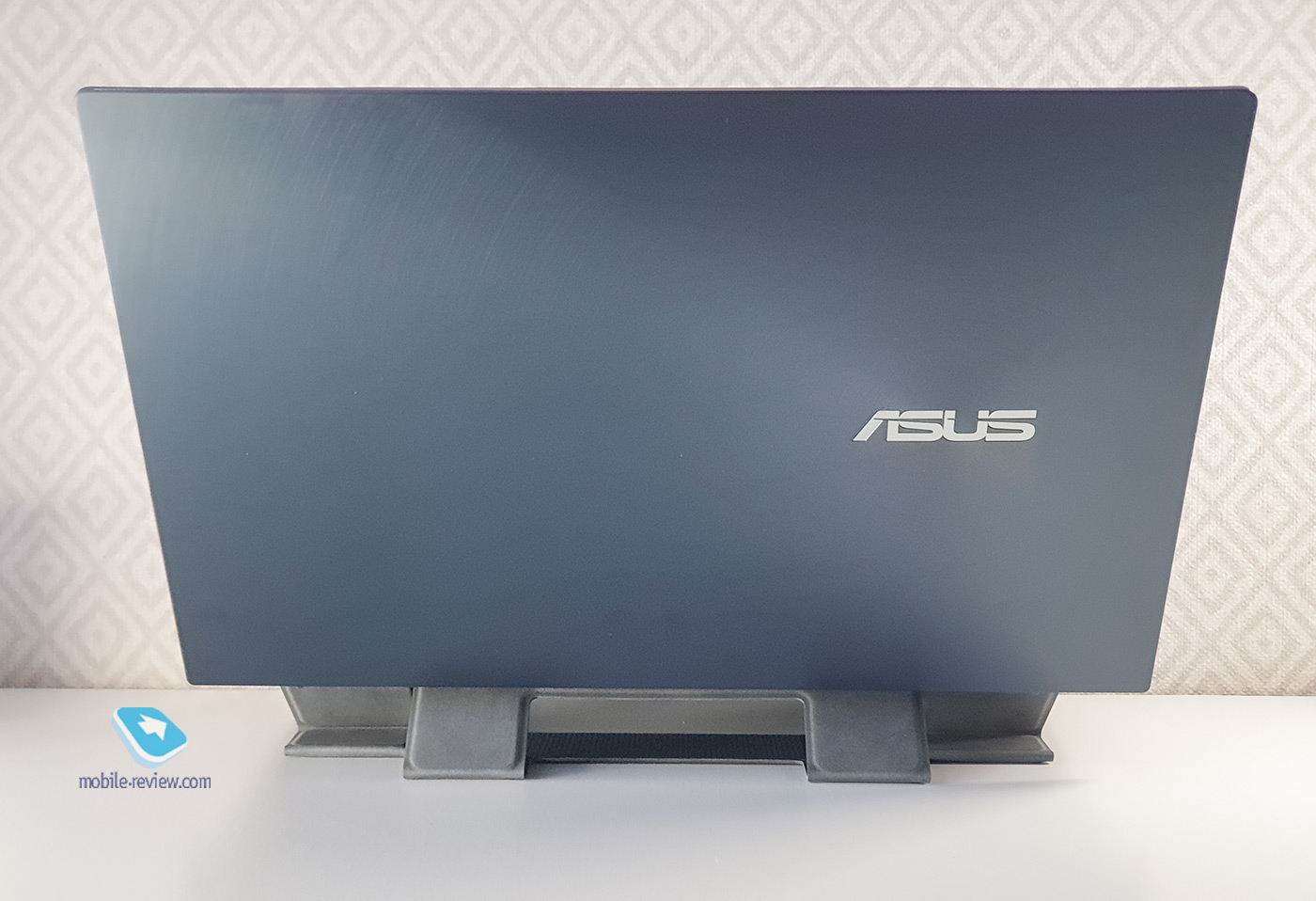   ASUS ZenBook Duo 14 (UX482E)