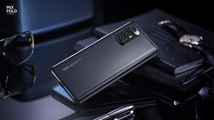    ,   Galaxy Z Fold2