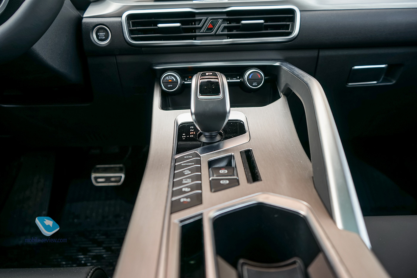  Geely Coolray.   ?