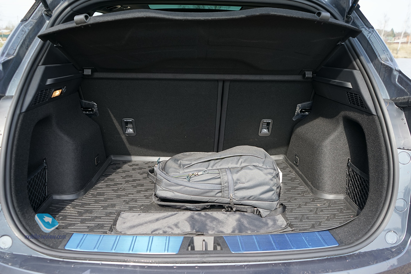  Geely Coolray.   ?