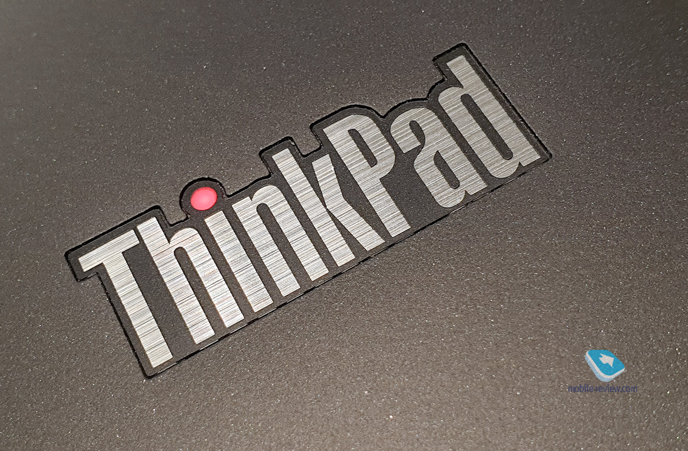  Lenovo ThinkPad T14s.    ThinkPad