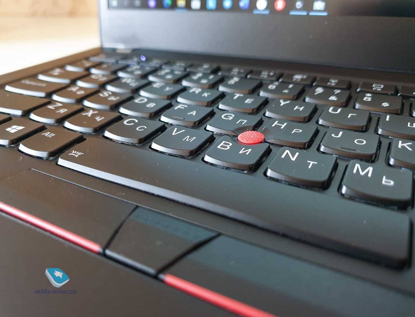  Lenovo ThinkPad T14s.    ThinkPad