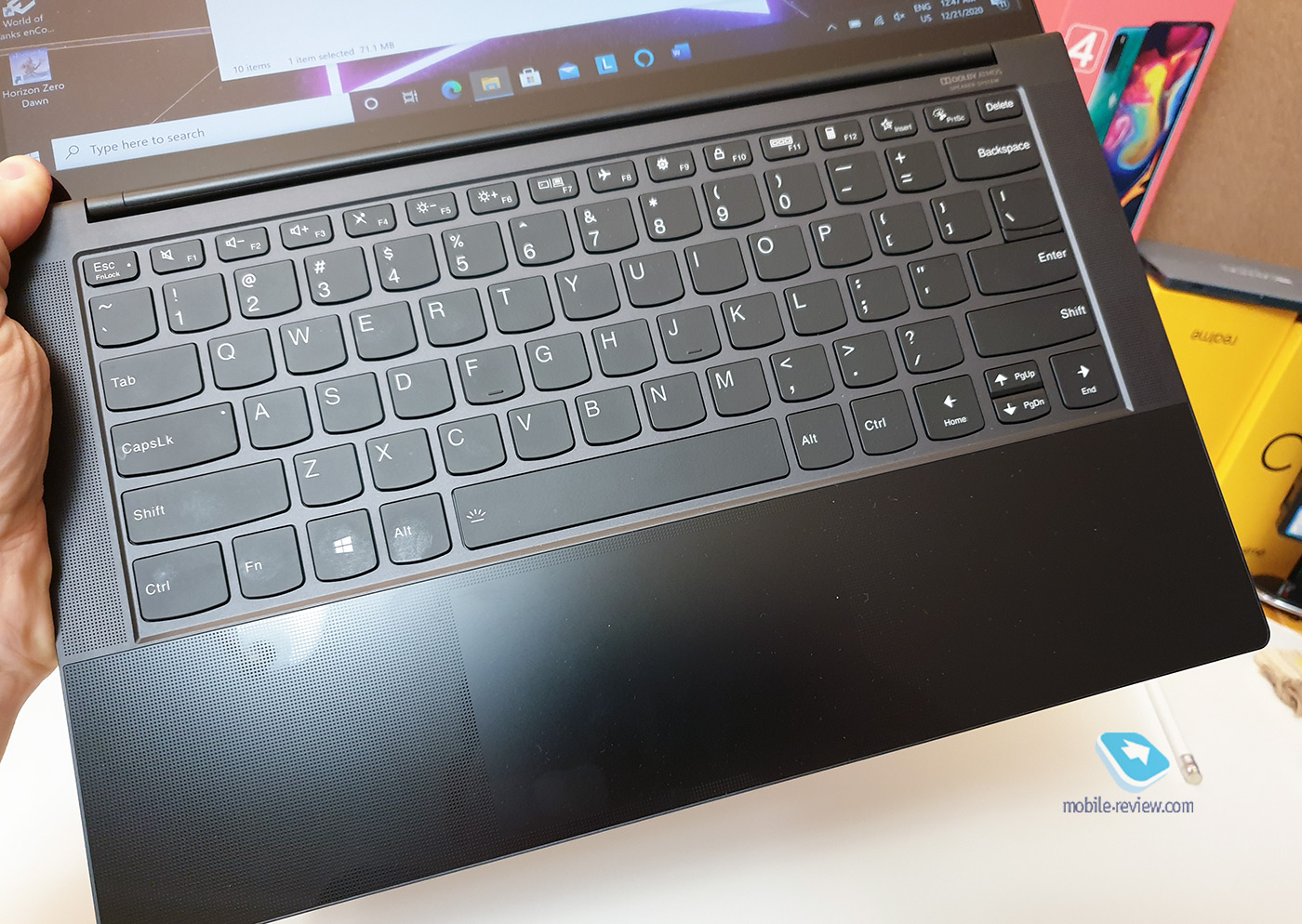  Lenovo Yoga Slim 9i:    11th Gen   Intel