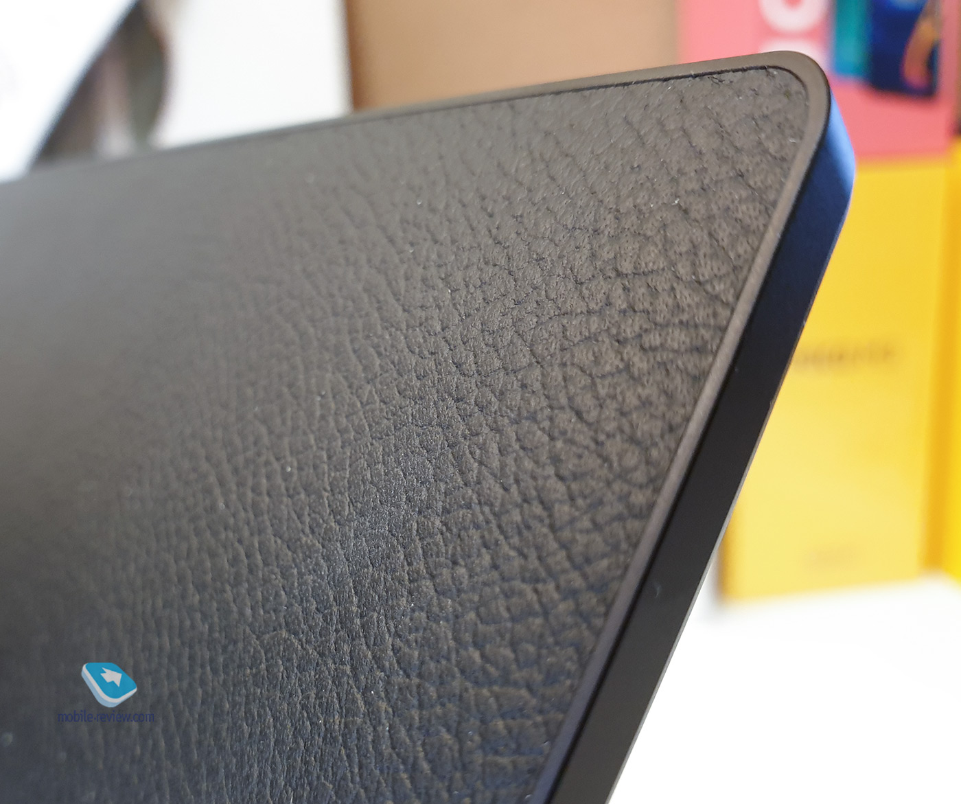  Lenovo Yoga Slim 9i:    11th Gen   Intel