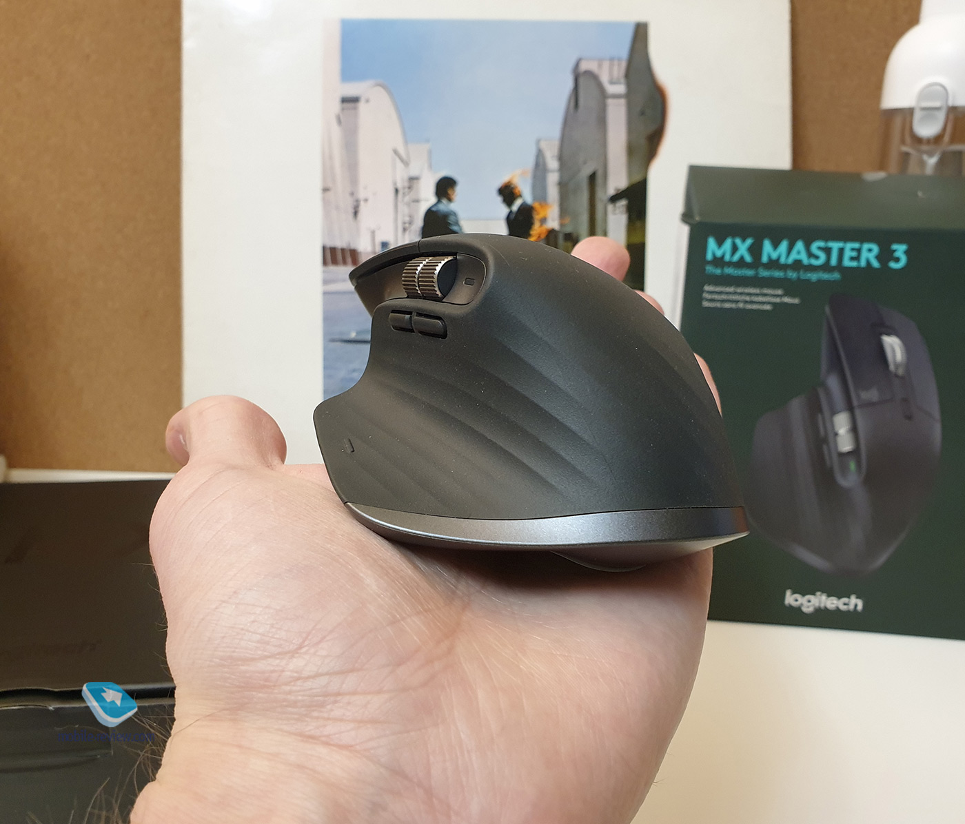 Logitech MX Master 3:      + 