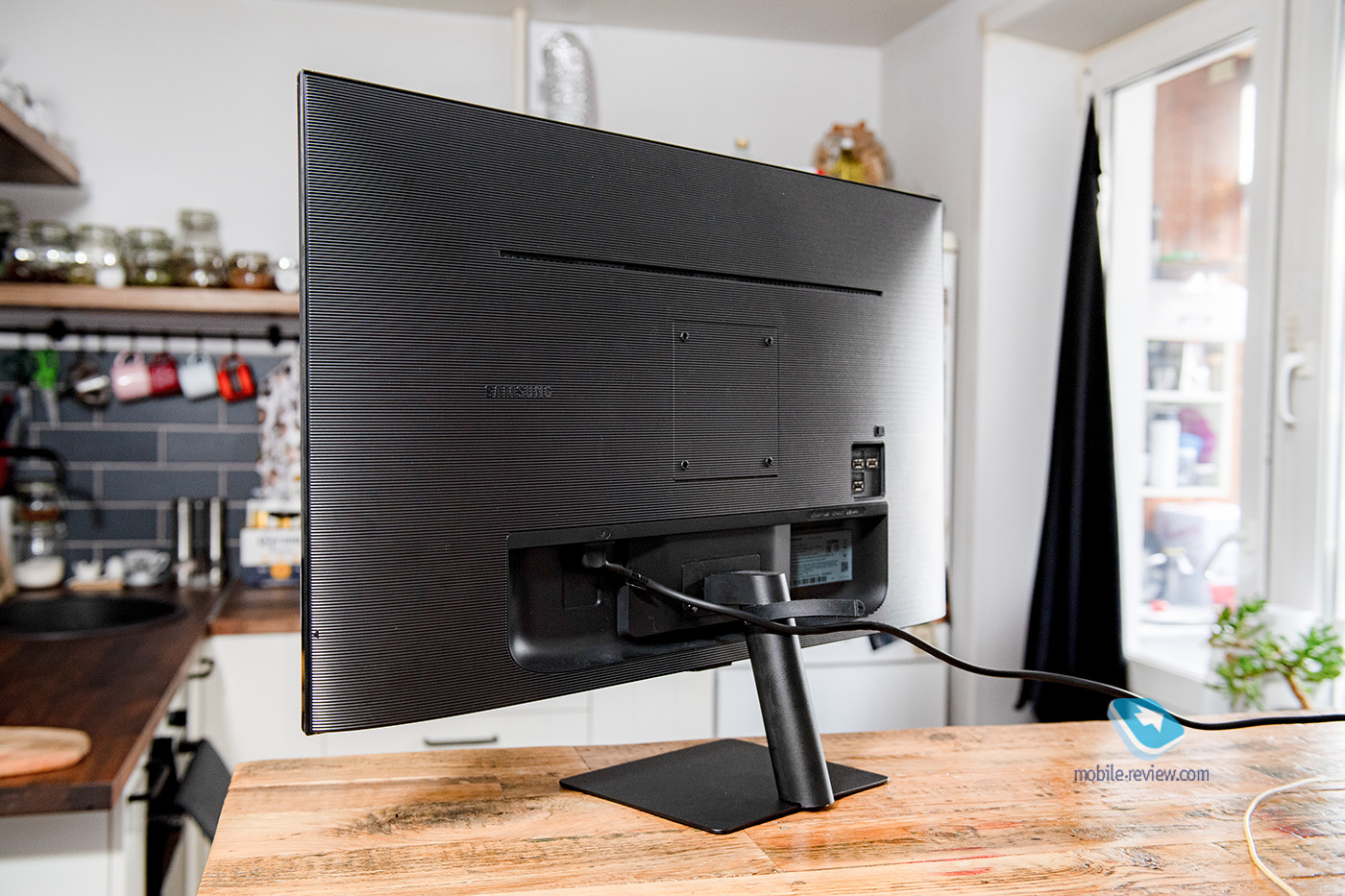 Samsung Smart Monitor M7