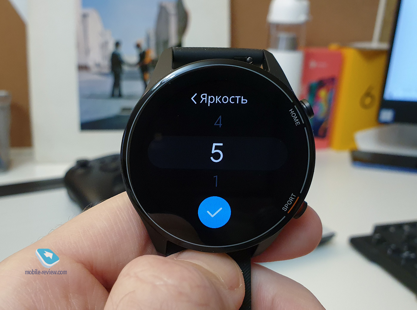  Xiaomi Mi Watch:     