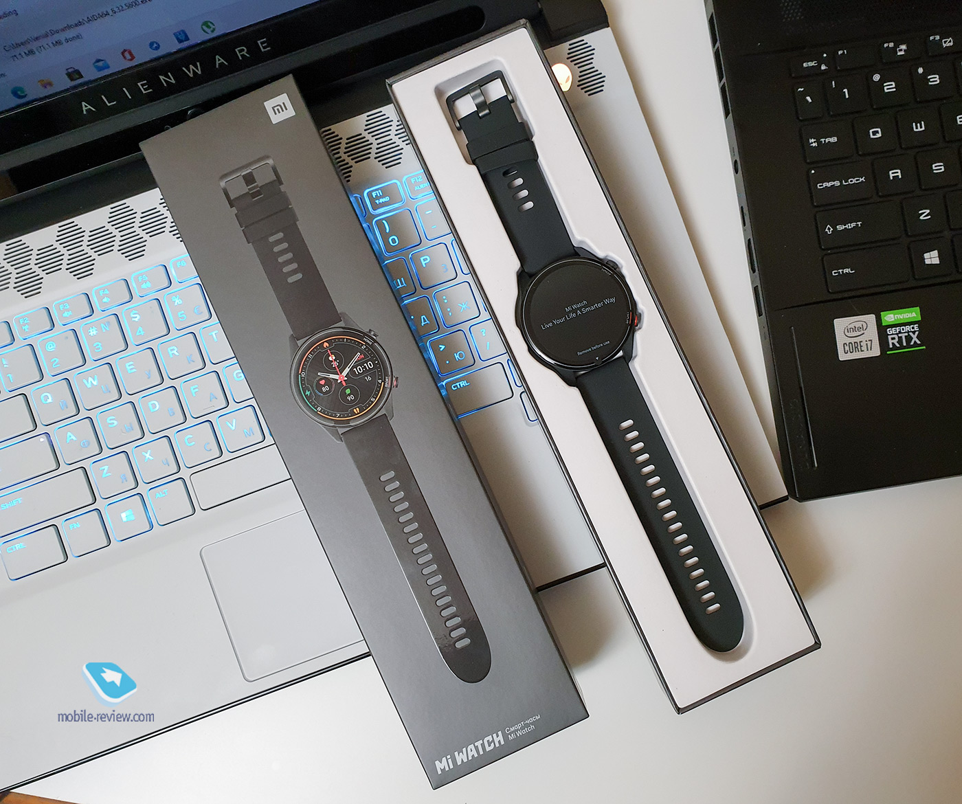  Xiaomi Mi Watch:     