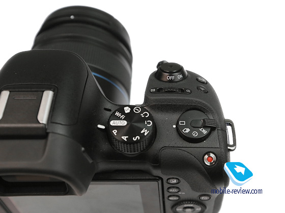  Samsung NX30