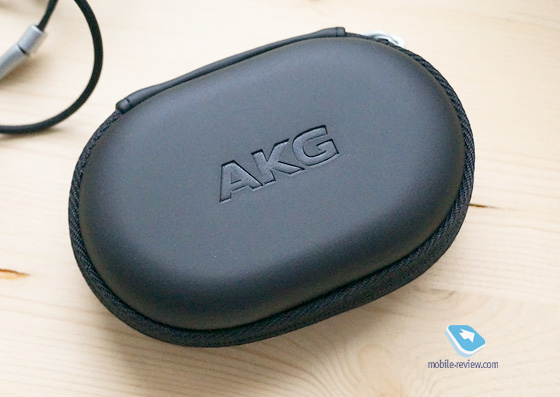  AKG N20