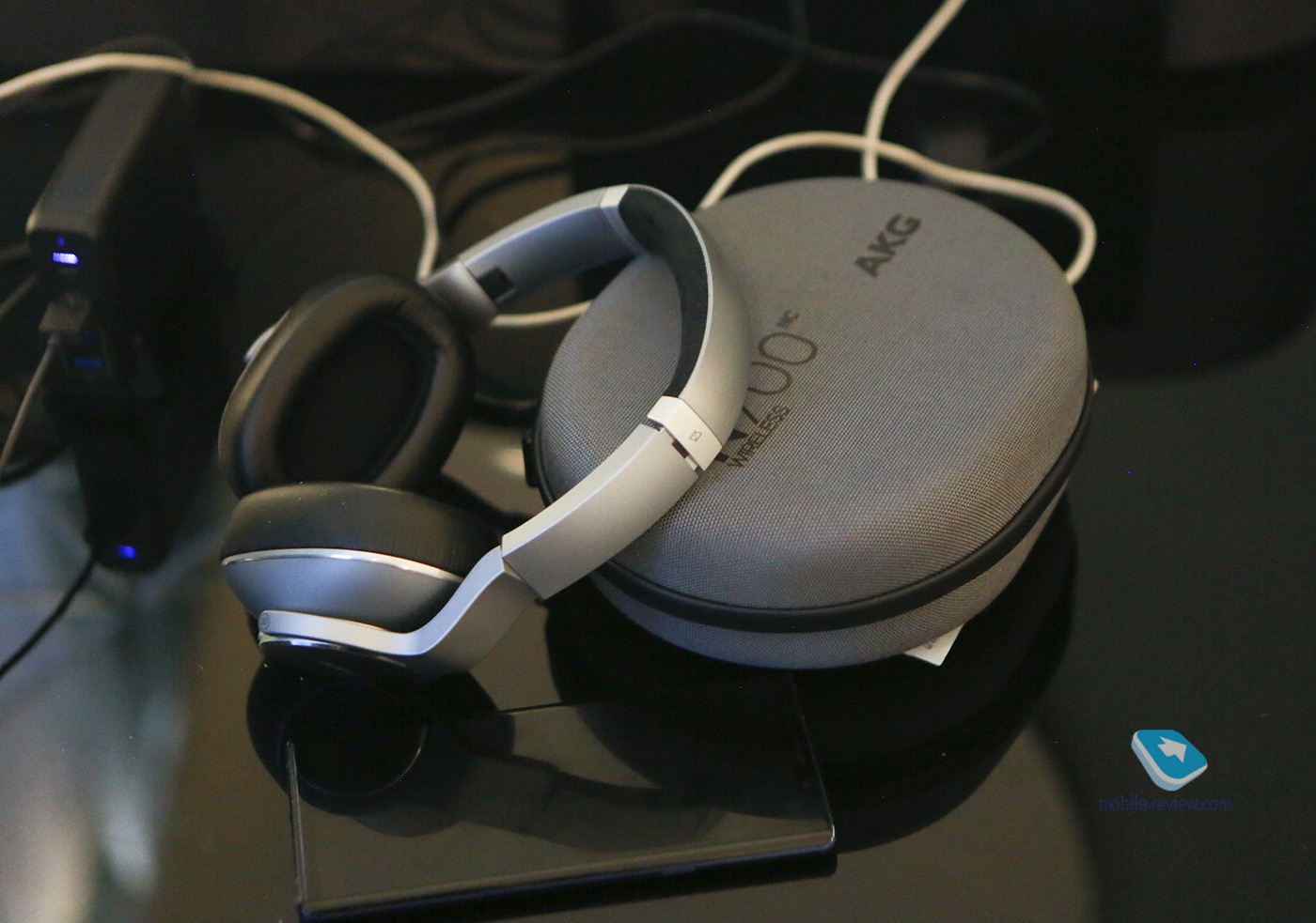    AKG N700nc.   Sony WH-1000XM2/XM3