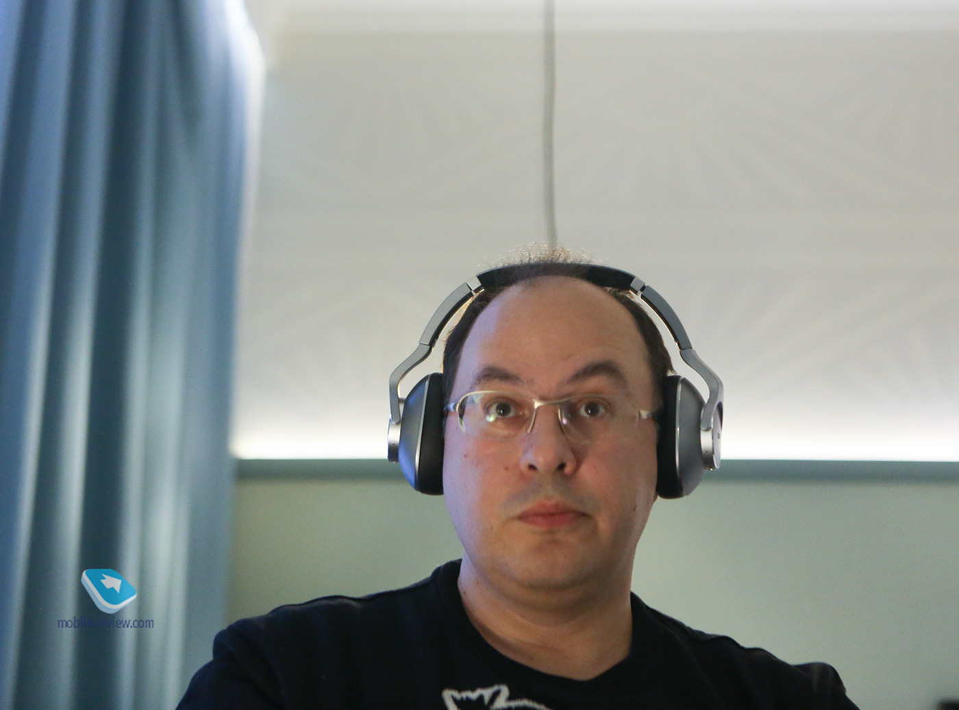    AKG N700nc.   Sony WH-1000XM2/XM3