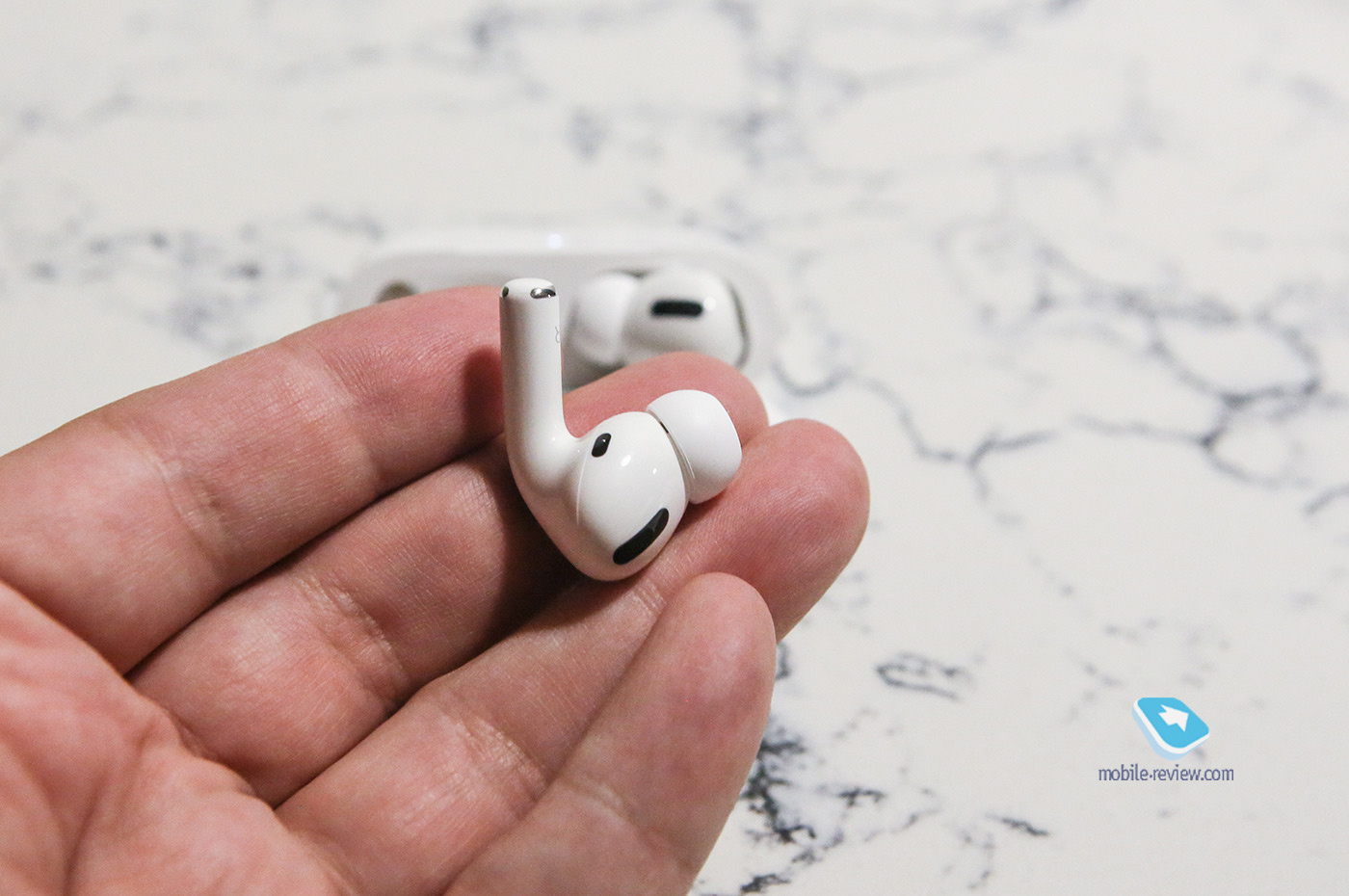       Apple AirPods Pro