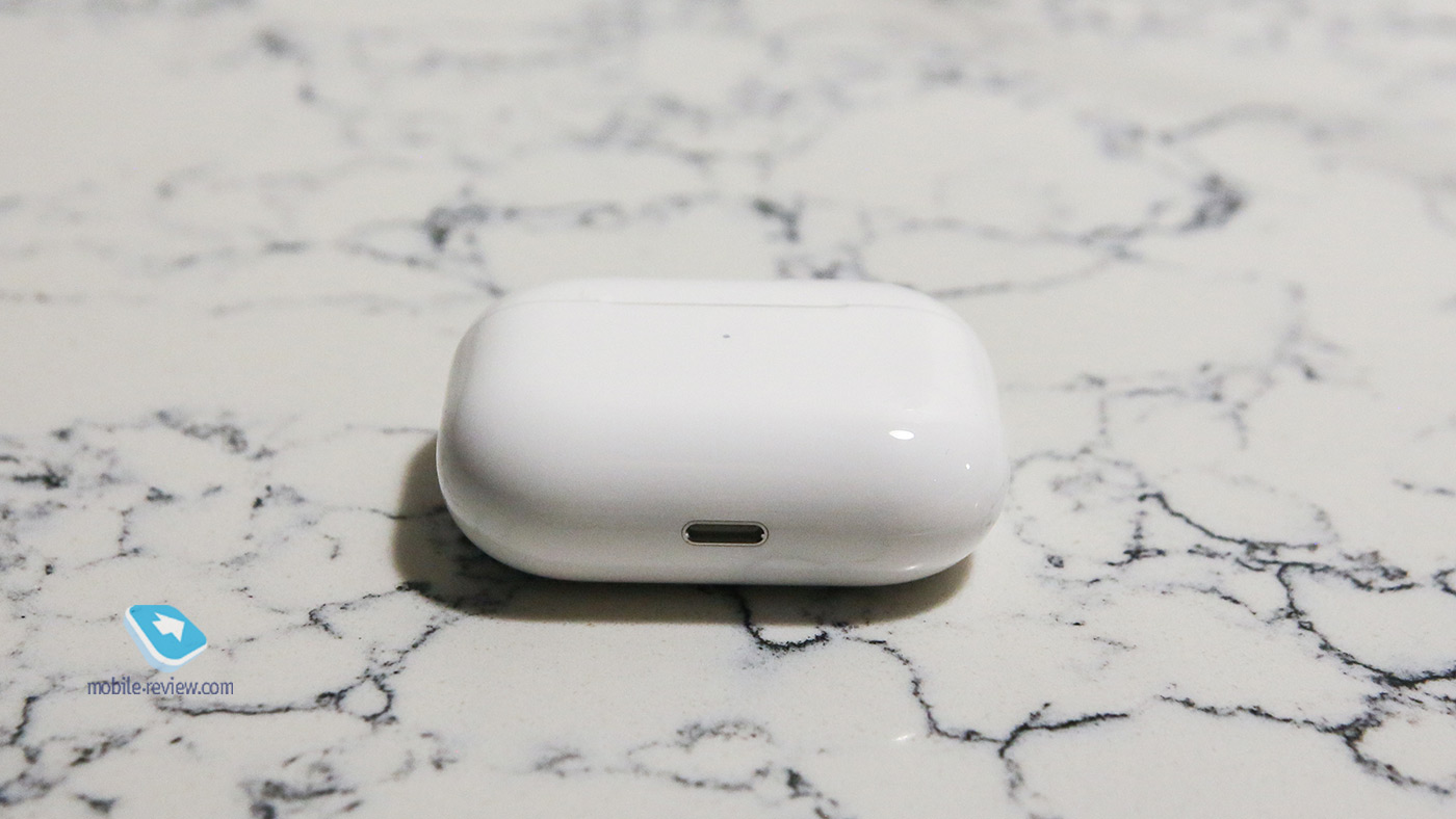       Apple AirPods Pro