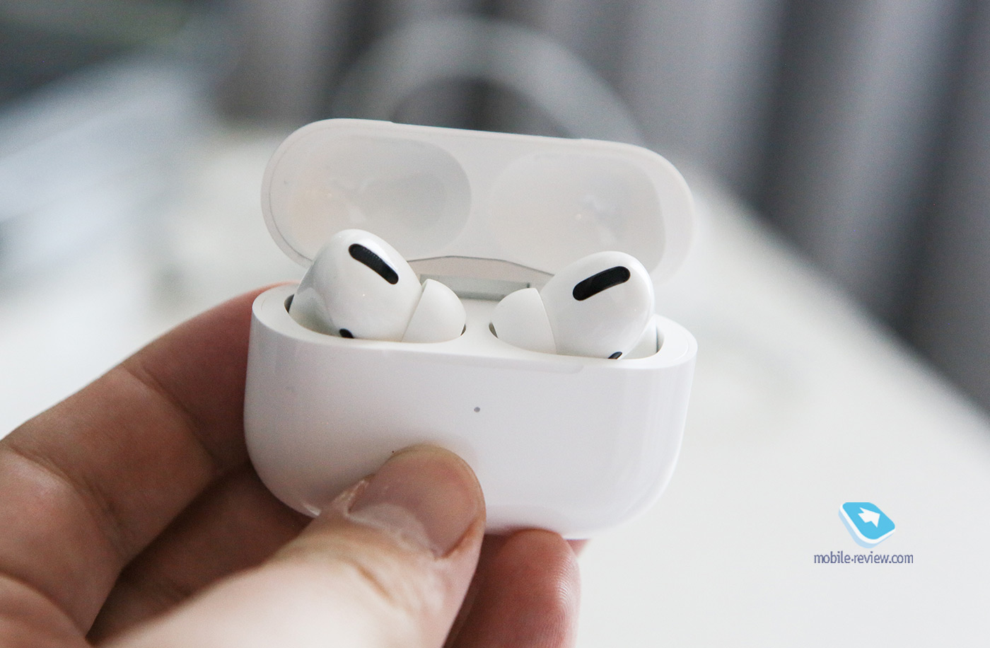       Apple AirPods Pro