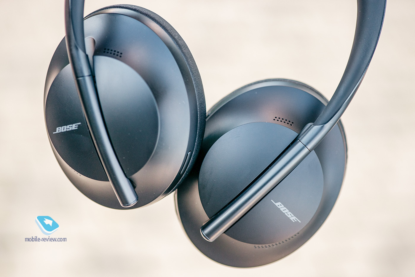   Bose Noise-Cancelling Headphones 700 