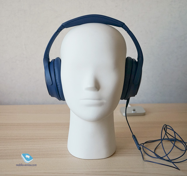 Bose SoundTrue Around-ear II