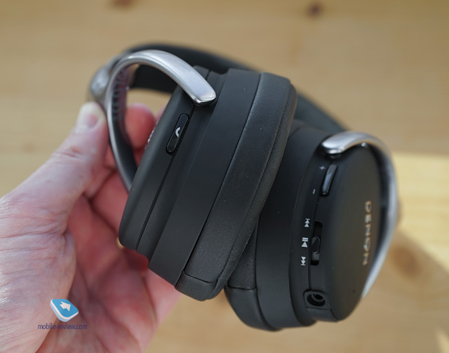 Denon AH-GC20
