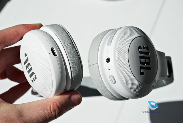 JBL E45BT