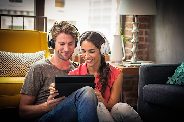 JBL Everest Elite 700