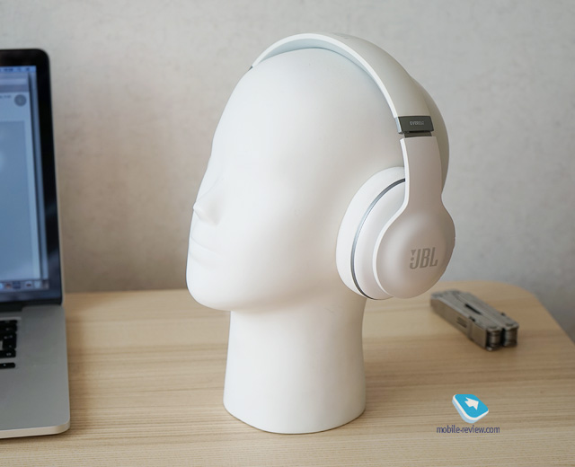 JBL Everest Elite 700