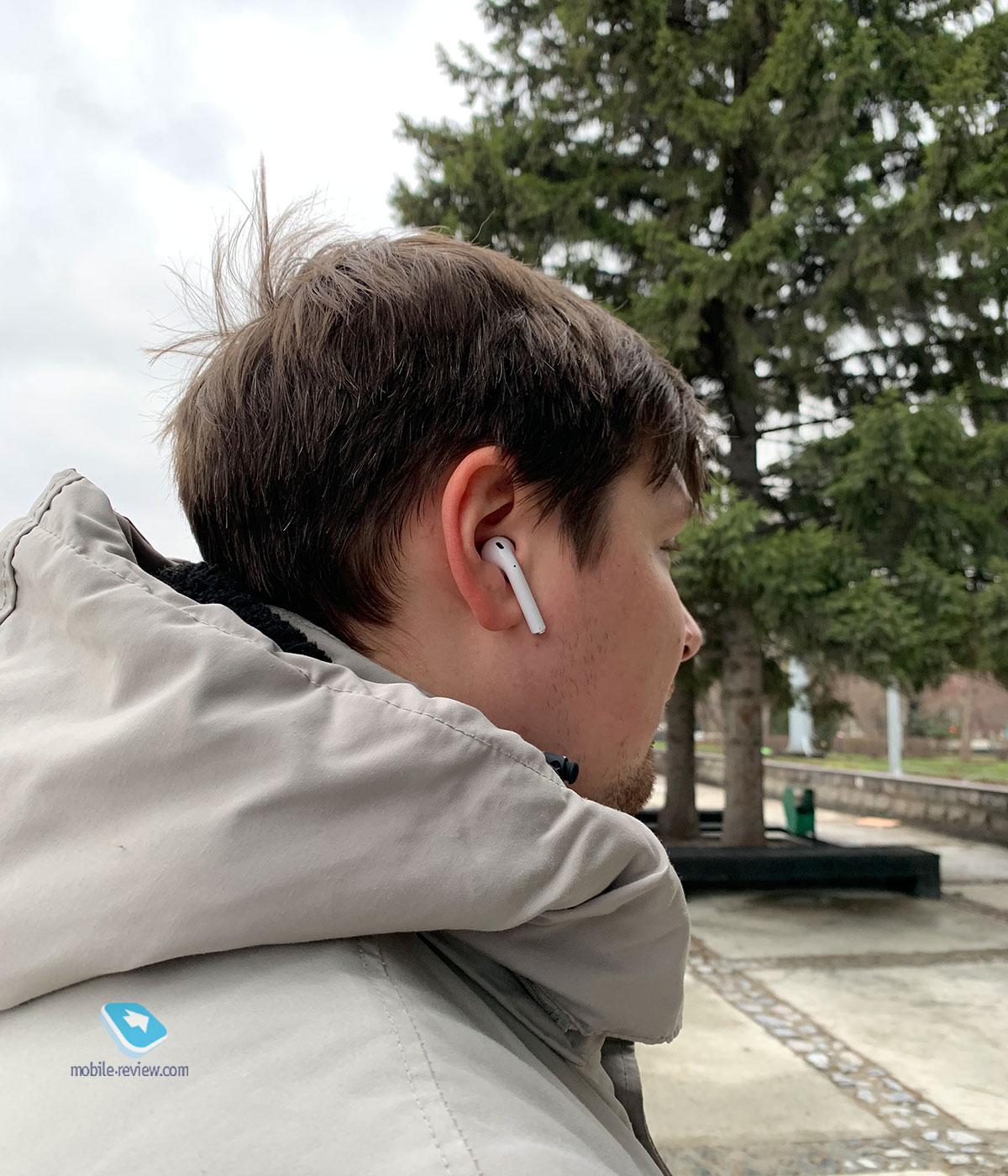 Apple AirPods vs Redmi AirDots
