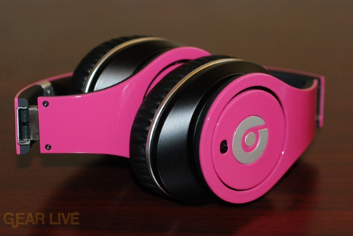 Mobile review Monster Cable Beats by Dr. Dre Studio