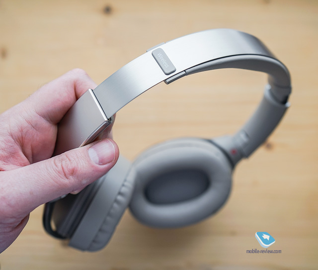 Sony MDR-1000X