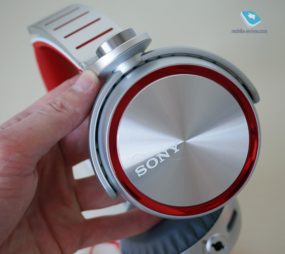  Sony MDR-XB920