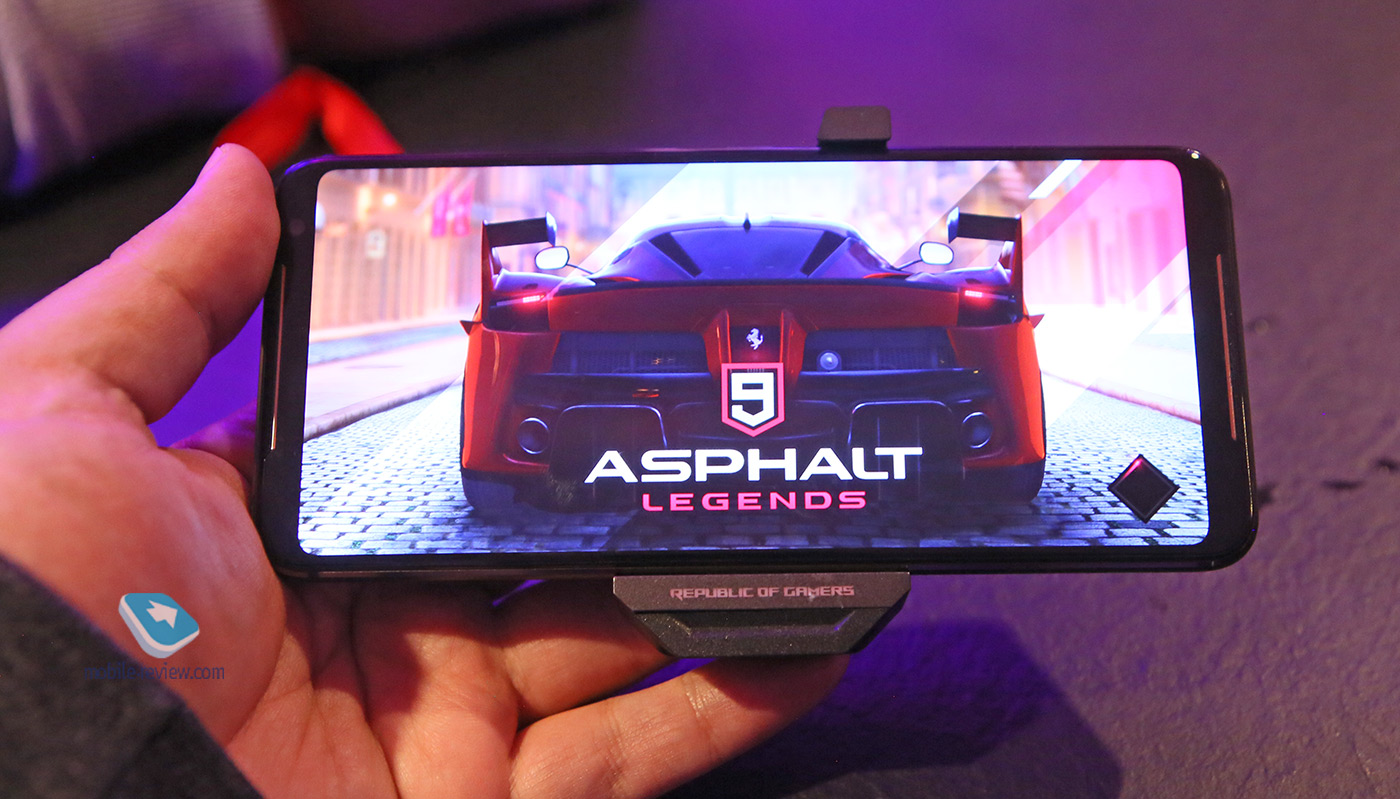        Asus ROG Phone II