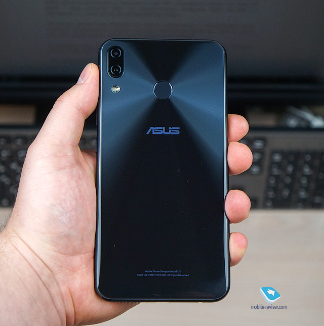 ASUS Zenfone 5 (ZE620KL)