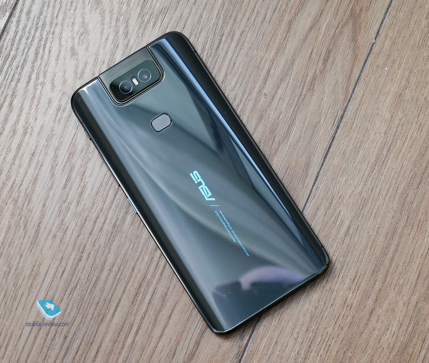 Asus Zenfone 6.  