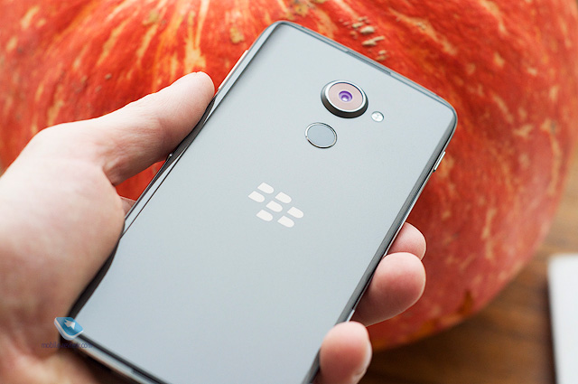 Blackberry DTEK60
