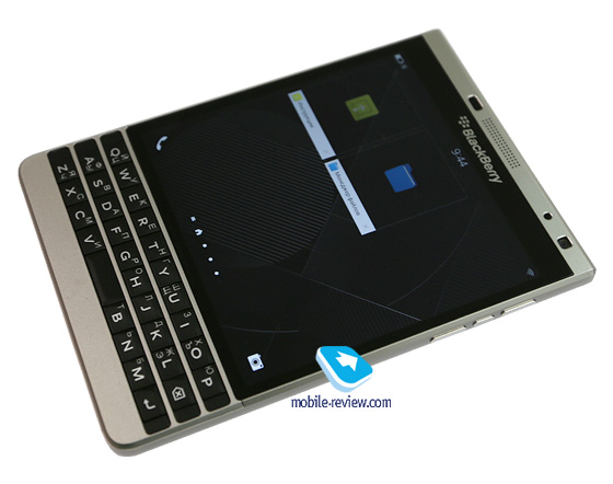 Blackberry Passport Silver Edition