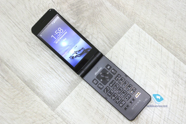   Fujitsu ARROWS Phone F-03L