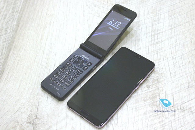   Fujitsu ARROWS Phone F-03L