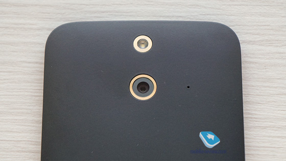 HTC One E8