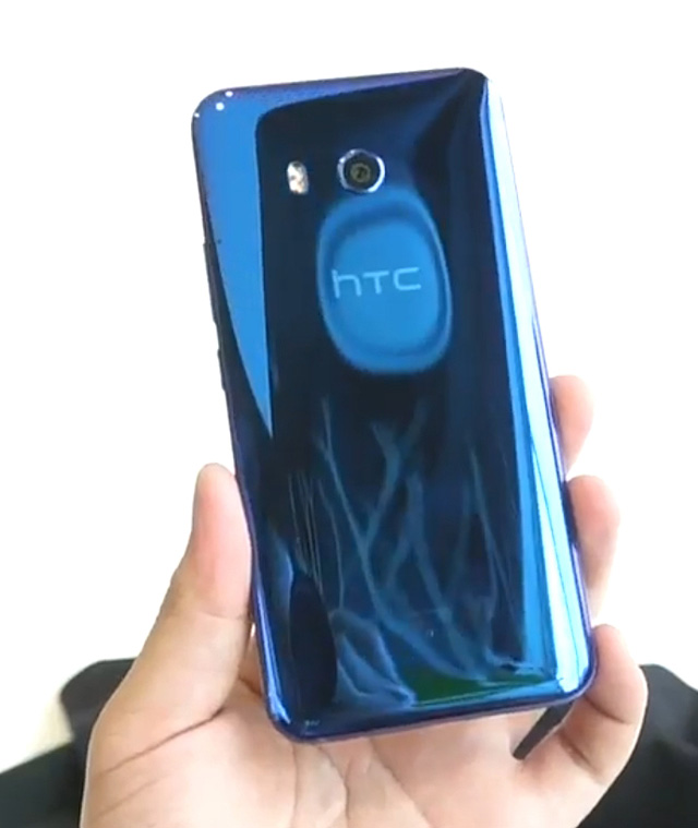 HTC U 11