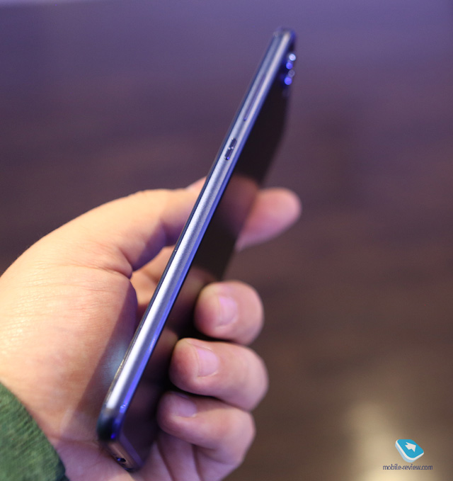 Honor V10 (View 10)