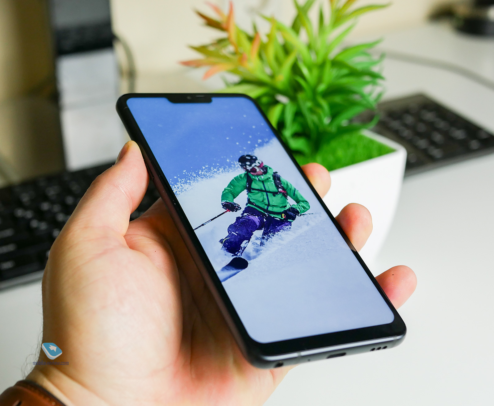 LG G7 fit