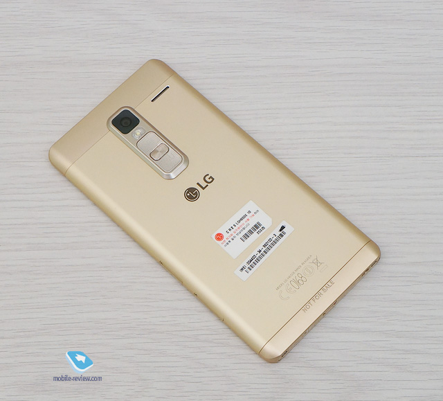 LG K10  LG Class