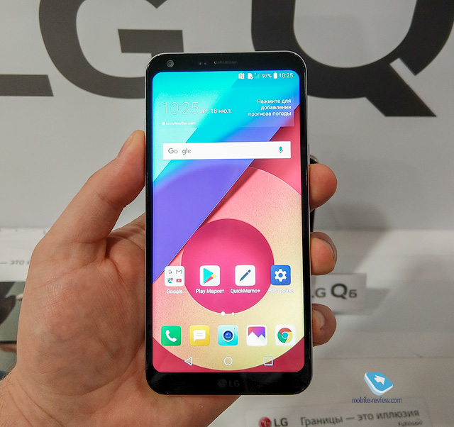 LG Q6α