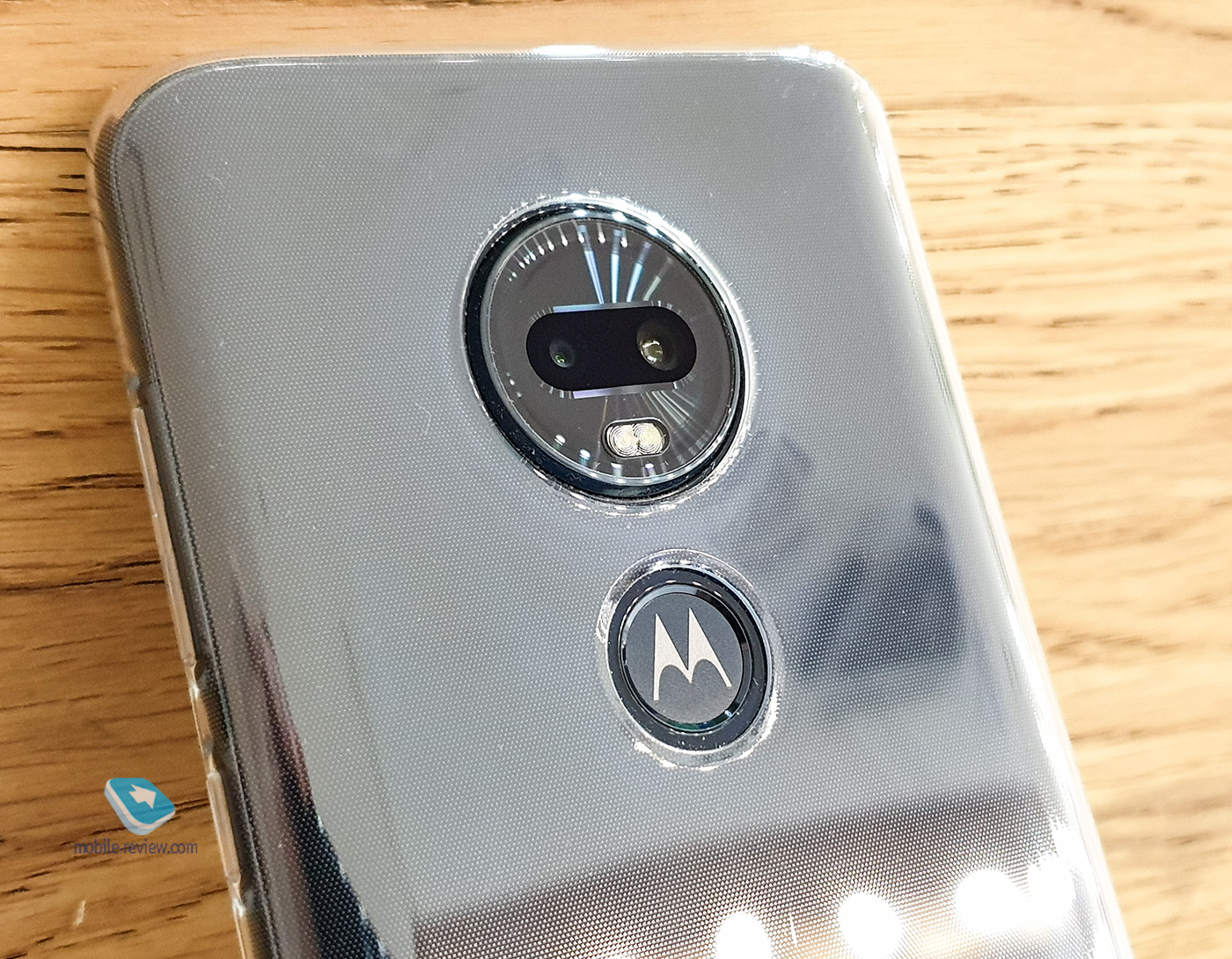  G-: Motorola G7 Plus 